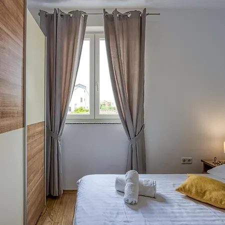Apartments Erna & Max Rovinj Exterior photo